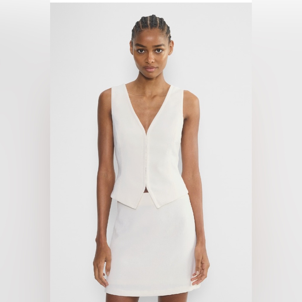 Aritzia Wilfred Classic Mini Skirt Light Birch Size 2